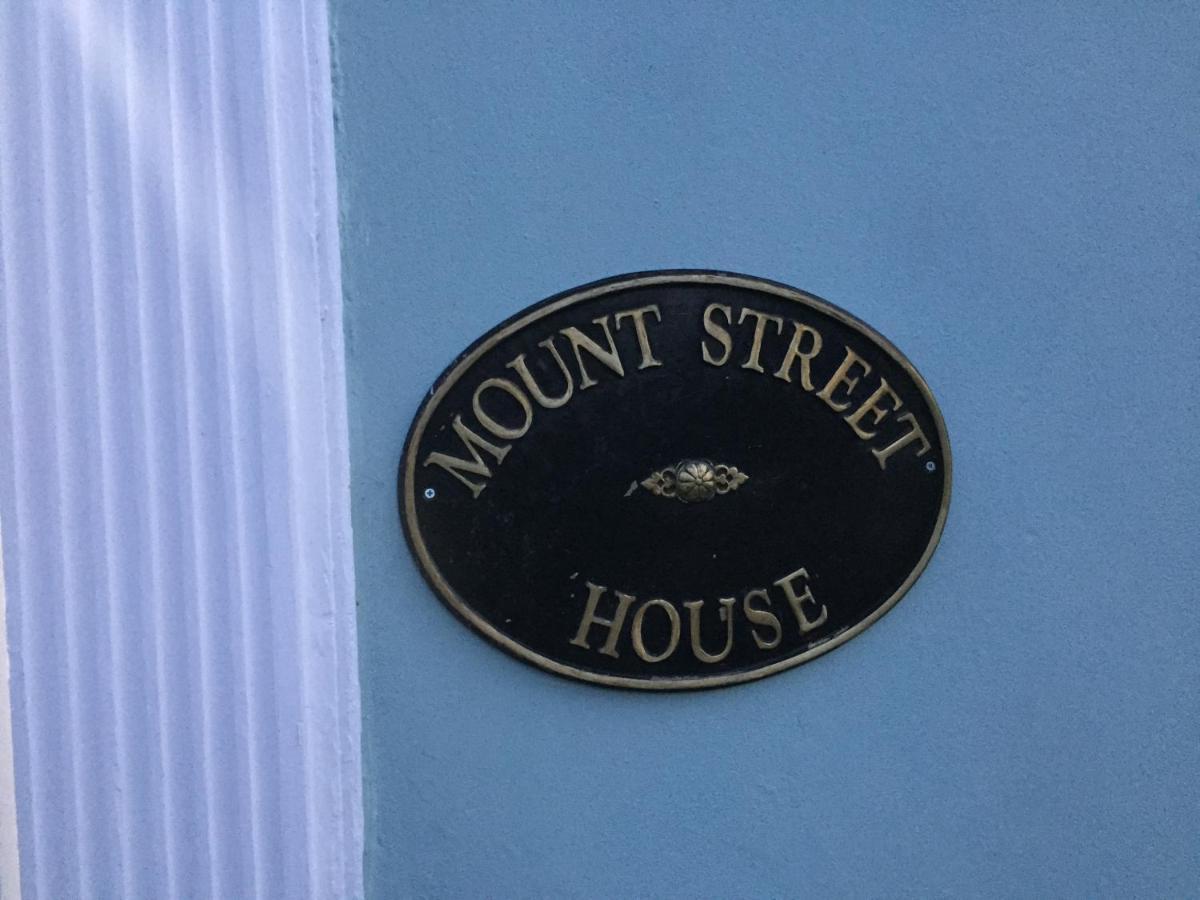 Mount Street House Bed & Breakfast Brecon Exterior photo